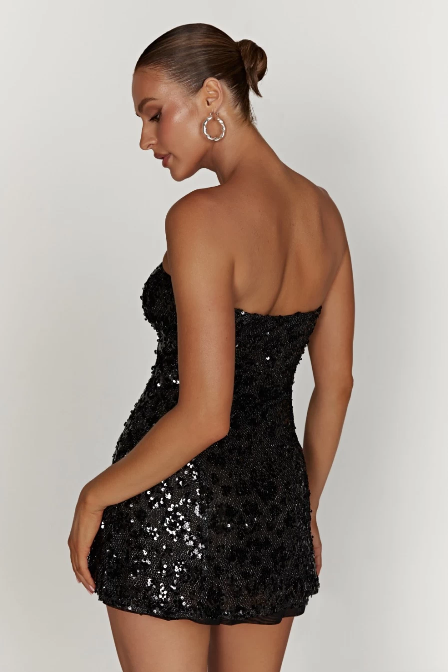 "MESHKI Everleigh Women's Fashion Dress - Stylish & Elegant Outfit"